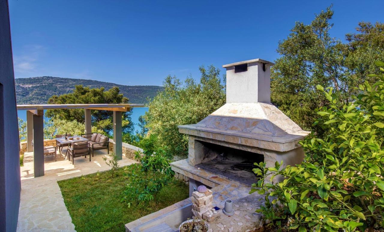 Villa Regina With Heated Pool And Sea View Marina Extérieur photo