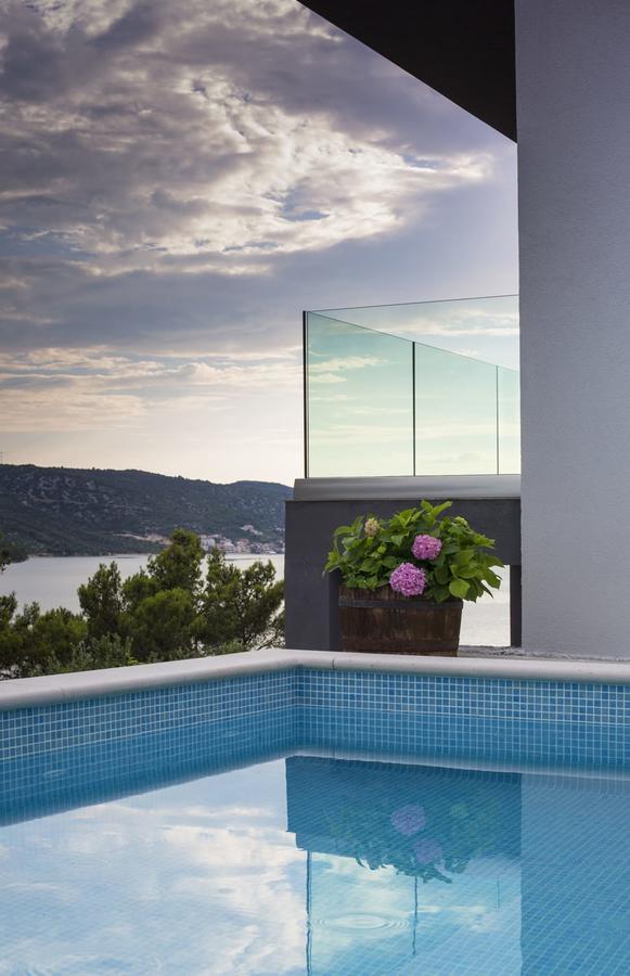 Villa Regina With Heated Pool And Sea View Marina Extérieur photo