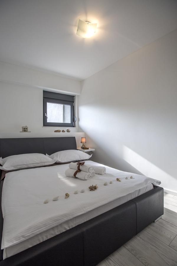Villa Regina With Heated Pool And Sea View Marina Extérieur photo